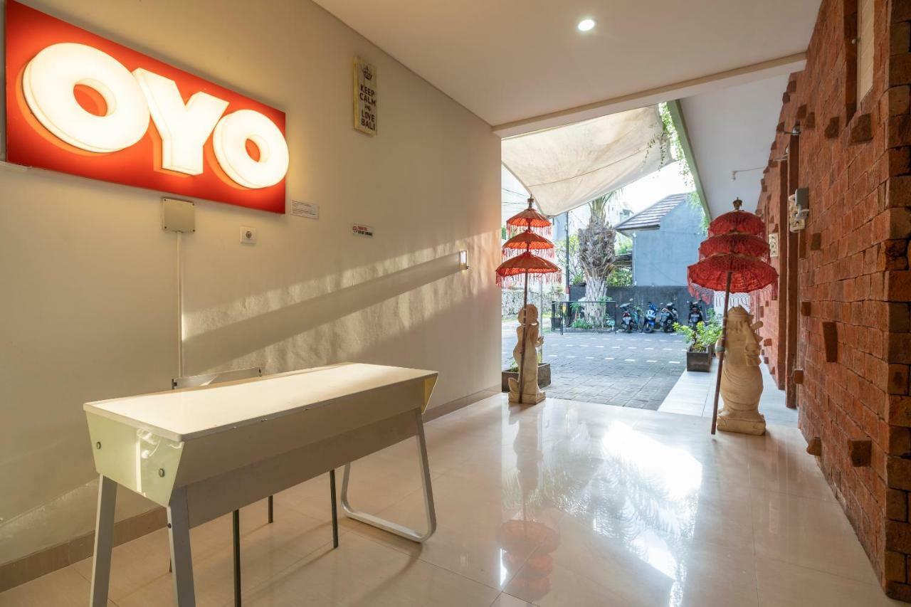 Oyo 697 Olivia Inn Denpasar Legian  Exterior photo